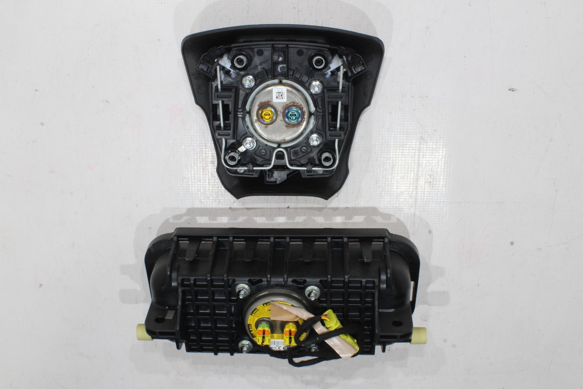 2014-2018 Chevrolet Silverado 1500 Driver Wheel and Dash Airbag Set, Genuine OEM, photo 2