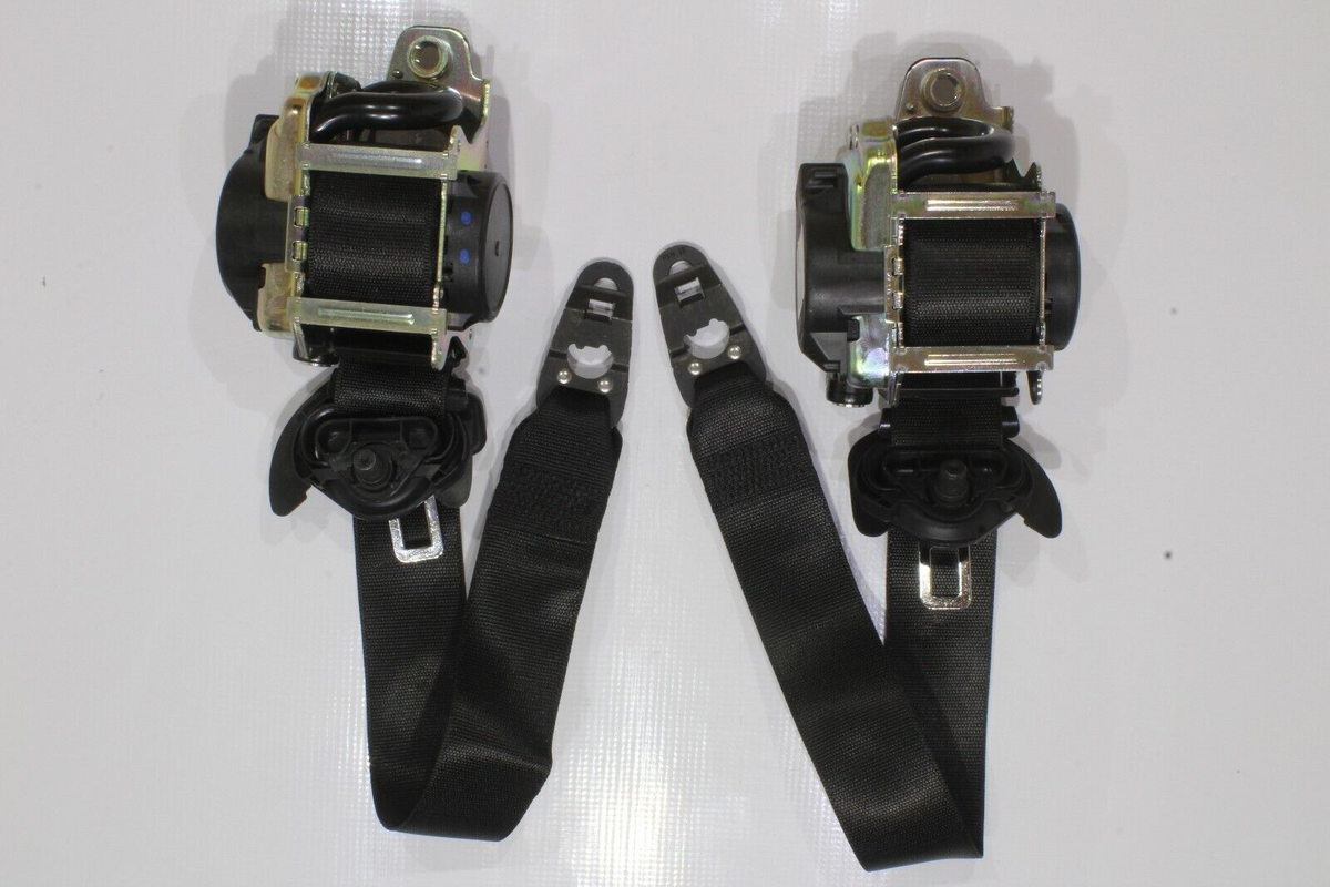 2015-2020 Mercedes C-Class Sedan Front LH & RH Seat Belt Set, Genuine OEM, photo 2