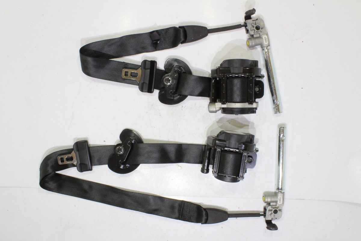 2015-2017 Lincoln MKC Seat Belt Pretensioner LH & RH Black Set, Genuine OEM, photo 2