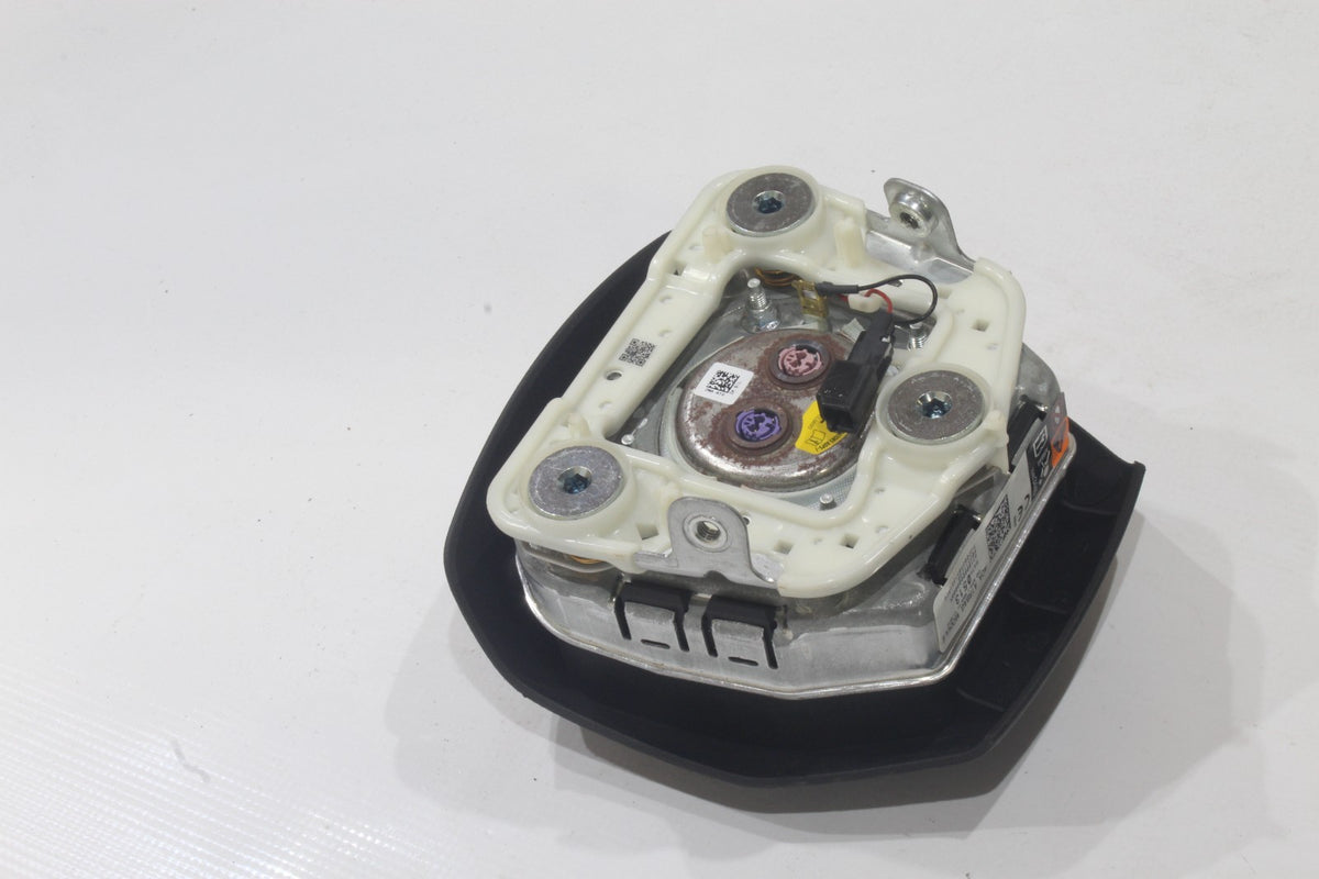 2019-2024 Chevrolet Silverado 1500 Driver Side Steering Wheel Airbag, Genuine OEM, photo 3