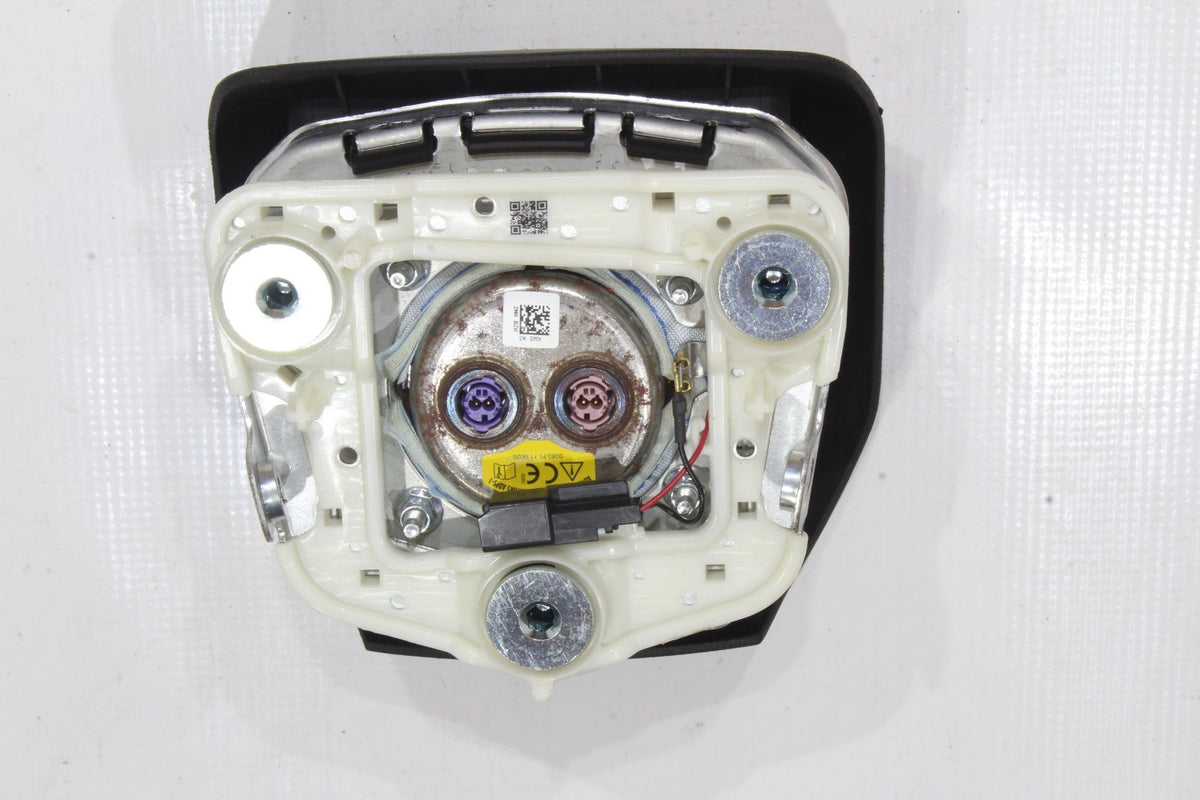 2021-2023 Chevrolet Tahoe Driver Wheel Airbag, Genuine OEM, photo 2