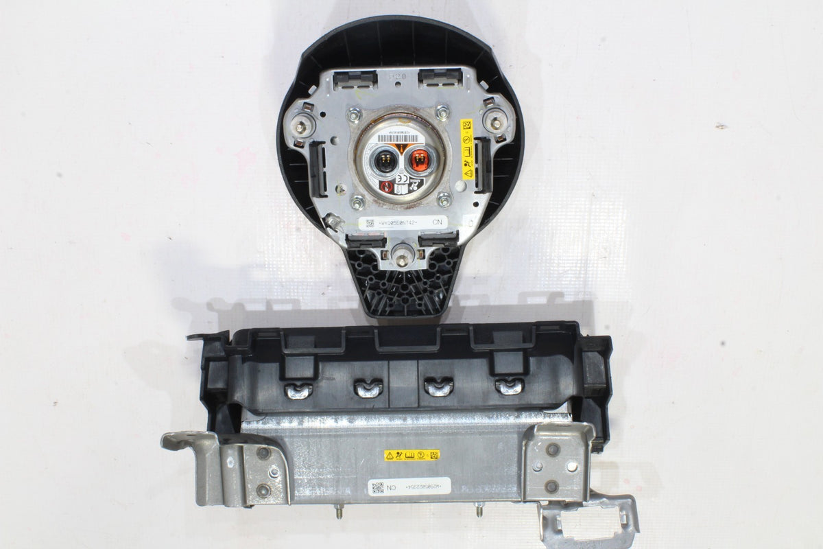 2024-2025 Subaru Crosstrek Driver Wheel and Knee Airbag Set, Genuine OEM, photo 2