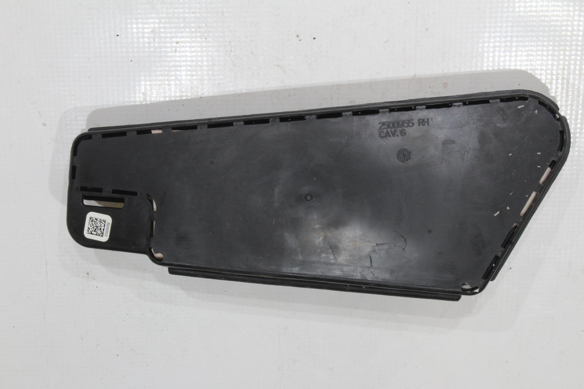 2024 Chevrolet Silverado 1500 / GMC Sierra 1500 RH Seat Airbag, Genuine OEM