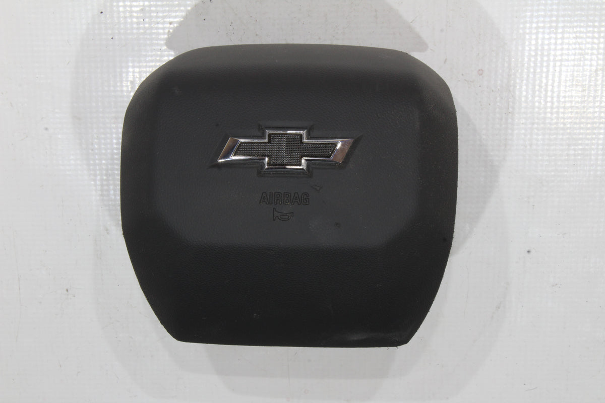 2025 Chevrolet Tahoe Driver Wheel Airbag, Genuine OEM ( Black Emblem )