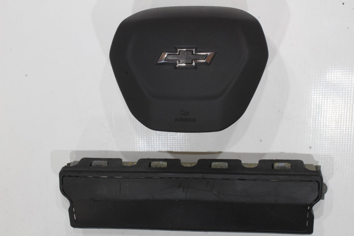 2021-2025 Chevrolet Trailblazer Driver Wheel and Knee Airbag Set, Genuine OEM